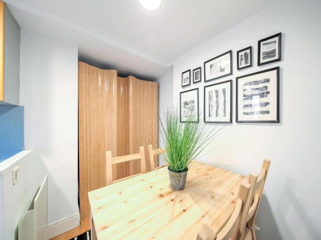 Apartamento Mercaderes Pamplona Luaran gambar